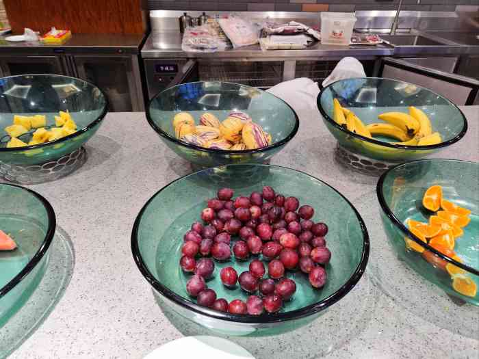 瑞安辰茂阳光酒店自助餐-"看了评论区来的,妈的全是托,就这么点地方.