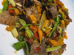 小炒黄牛肉-品味居·首店·大连鲜活海鲜大连菜(东港店)