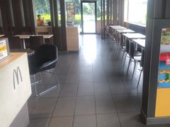-麦当劳(常山服务区得来速店)
