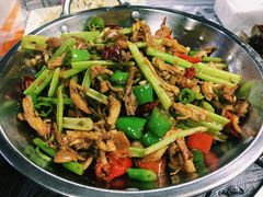 干锅手撕鸡-小民大排档(光谷店)