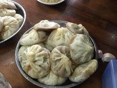 半斤天津包子-陈寔包子王·卤煮小肠·京味小吃(龙潭店)