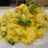 当天只有草鱼可选，来凤鱼盘子够大够霸气，挺入味的