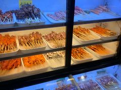 -哈尔滨小酒馆·鲜肉现穿自助烧烤(康新花园店)