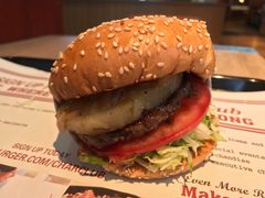 -The Habit Burger Grill 哈比特汉堡(复兴soho店)