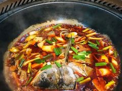 土灶炖胖头鱼-三里屯土灶炖公鸡地锅鸡(江东店)