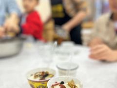 -乡土特色.冷锅鱼.牦牛肉汤锅