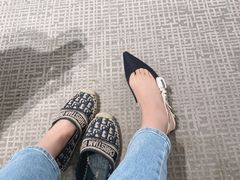 -DIOR迪奥(德基广场女装店)