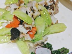 -品味居·首店·大连鲜活海鲜大连菜(东港店)