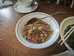 -湘力力小院·鱼汤泡饭(枫林路店)