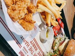 -The Habit Burger Grill 哈比特汉堡(复兴soho店)