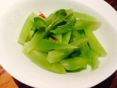 峨嵋小镇(勒泰中心店)-峨嵋小镇·川菜(勒泰中心店)