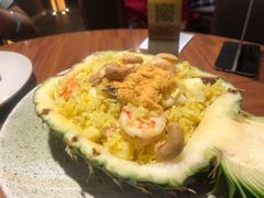 菠萝海鲜炒饭-mango tree芒果树泰国餐厅(青岛万象城店)
