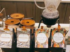 -星巴克臻选(深圳龙华红山天虹店)