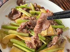 -鲤鱼塘农家山庄