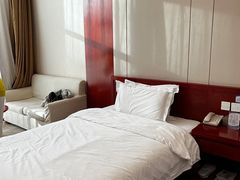 -兴芮温泉度假区