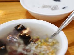 椰子水清补凉-清爽清补凉