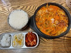 -吴草鸡爪오초닭발韩食堂(融恒盈嘉中心店)