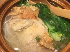 -刀小蛮半只鸡过桥米线(家乐福四元桥店)