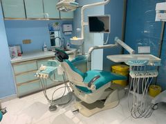 -深圳乐孚正强口腔诊所(宝体店)