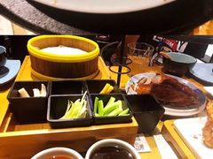 锣鼓喧天烤鸭-瓷器(Market City)