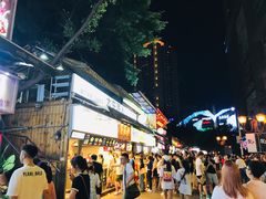 -八一路好吃街(雨田商务大厦店)