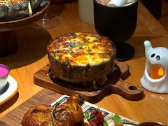 -Dragon Pizza•圆脸龙披萨·牛排餐厅