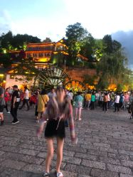 点击看大图 -川和潮人漂色·烫染·接发