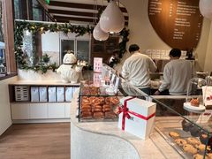 -VERIE BAKEHOUSE