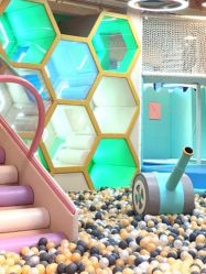 -多多淘儿童体验中心(重庆来福士店)