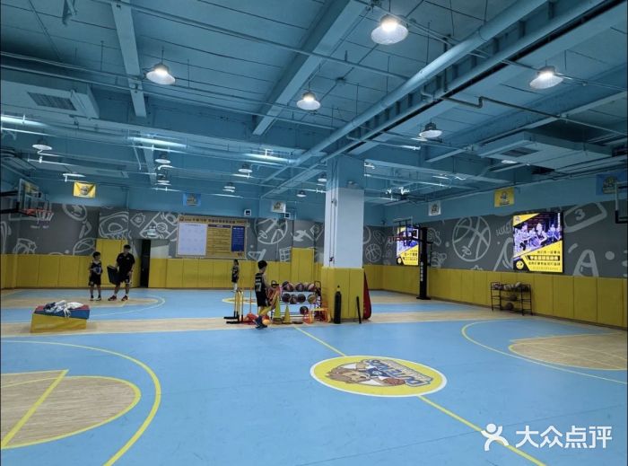 杜特体育青少年篮球训练营(西联广场校区)图片
