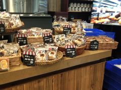 -红跑车蛋糕世界(清江路店)