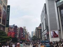 景观位-泰康食品(南京东路店)