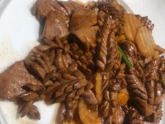 爆炒腰花-闫府私房菜·百年鲁菜(恒隆店)