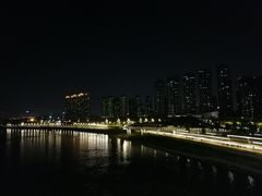 -南京眼步行桥
