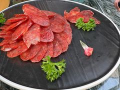丽江腊肠-慢丽江·云南野生菌土鸡锅(付家庄店)