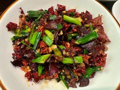 -湘潭九龙鱼头店(城南西路店)