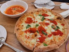 传统玛格丽特披萨-城市大道红炉披萨烘焙坊