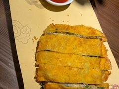 腐皮葱花肉-四灶儿·2005地道杭帮菜(杭州鼓楼1店)