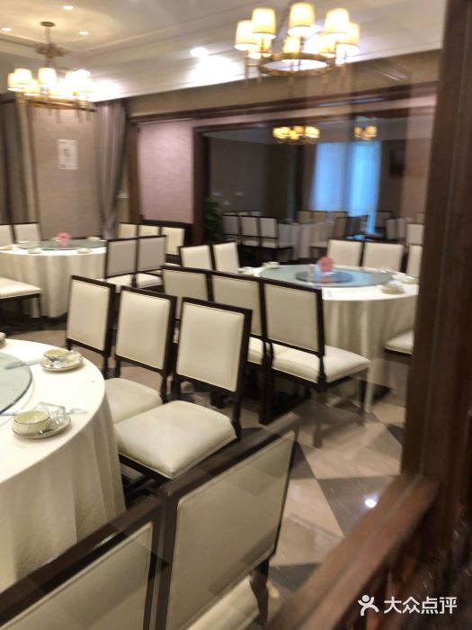 诚园新喜洋餐厅大堂图片