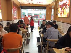 大堂-冒菜西施·非遗冒菜(总店)