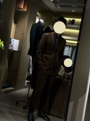 -艾米丽婚纱礼服