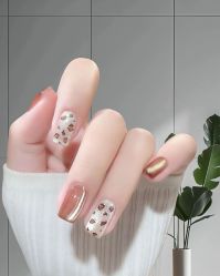 -斯馨·健康美甲美睫