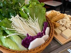 -陈大锅·岳阳鱼馆·地道岳阳菜(美食街店)