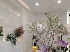 -山与蓝·轻糖鲜果蛋糕(勒泰店)