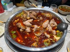 -肖肖酸萝卜鱼火锅(总店)