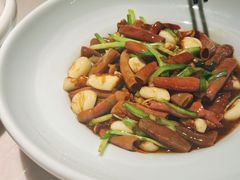 韭菜炒海肠-船歌·鱼水饺青岛菜(闽江二路店)