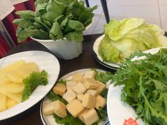 -天宜隆蘑菇宴火锅(石景山旗舰店)