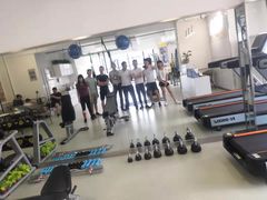 -中田健身工作室(绿地大道店)