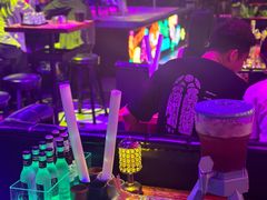 -喜鹊音乐酒馆(西街店)