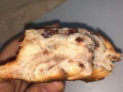 红豆肉粉松吐司-UH祐禾(光谷世界城店)